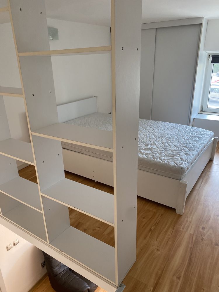De închiriat  spatiu comercial,apartament