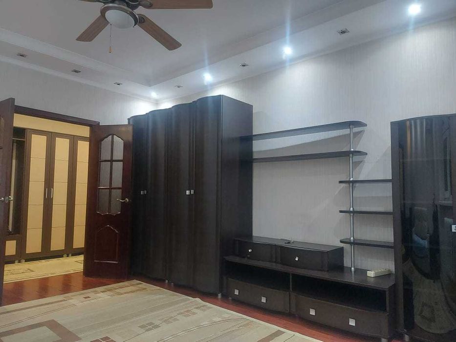 Сдается 2-х комнатная квартира на длительный срок