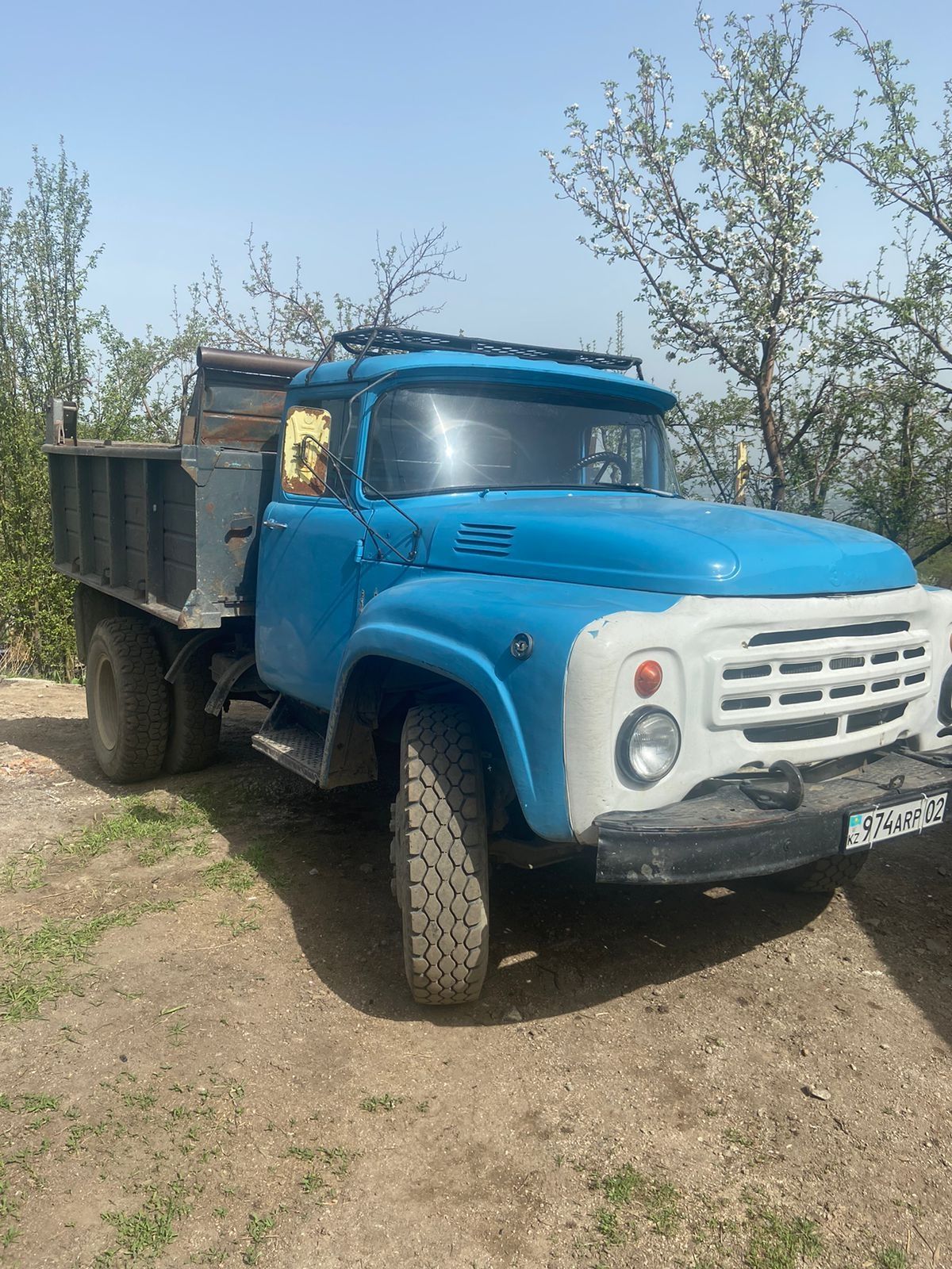 Чернозем горный,земля,почва,топырак
