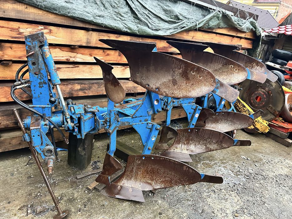 Rabe, plug reversibil , 3 brazdare