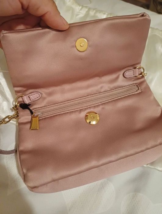 Furla Satin Rose елегантна клъч чанта