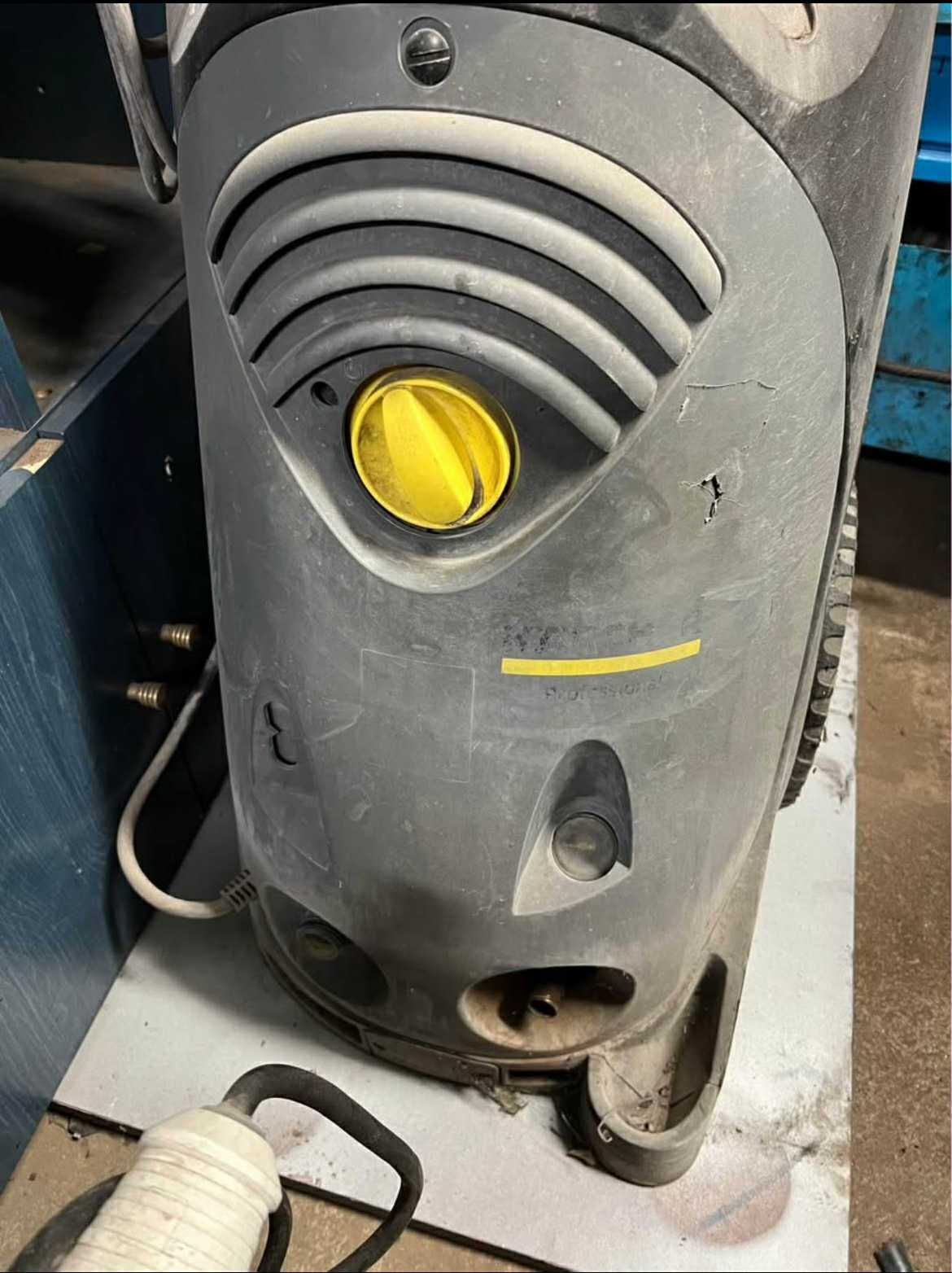 Професионална водоструйка Karcher + подарък небулизатор