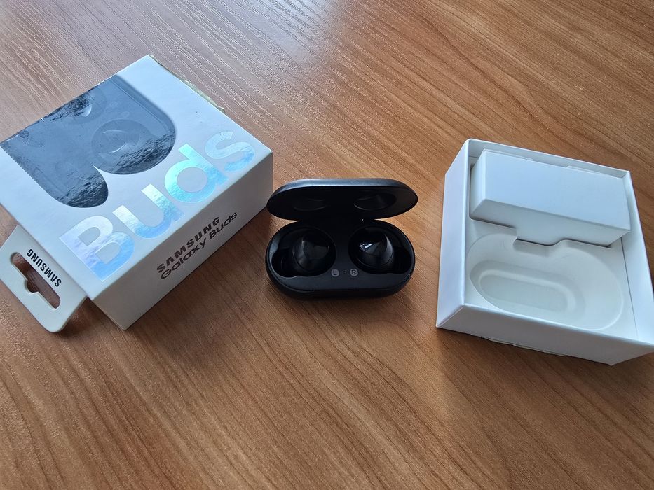 Слушалки Samsung Buds 2