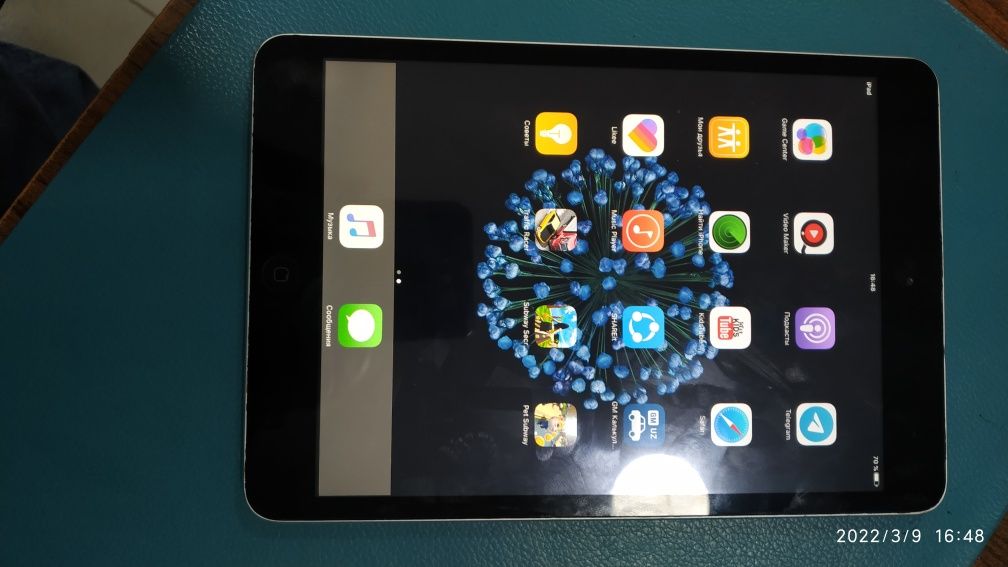 Продается IPAD mini 1