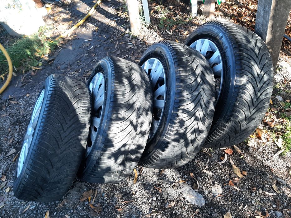 4бр. Зимни гуми с Железни джанти  5х112-16ц.за VW-ФОЛКСВАГЕН+тасове