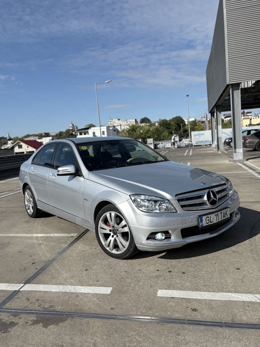 Vand /schimb mercedes c class 2011 automata
