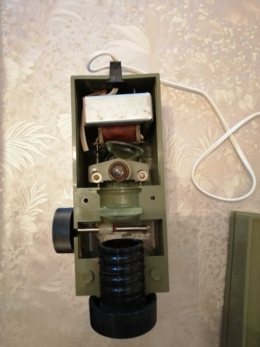 Aparat diafilme cu povesti