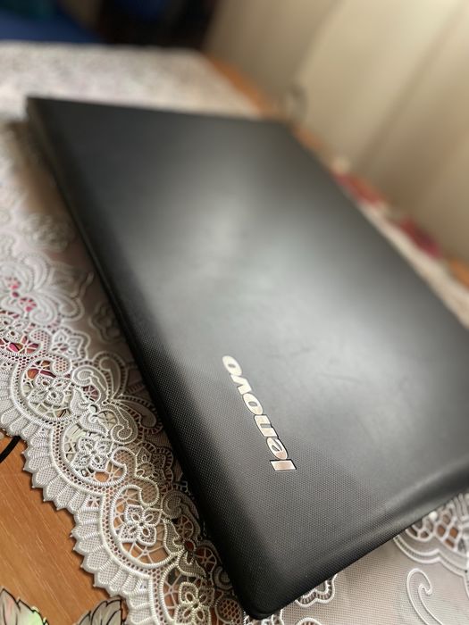 Vand laptop lenovo