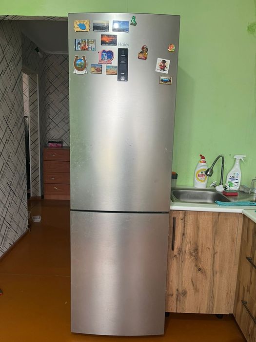 Продаю холодильник