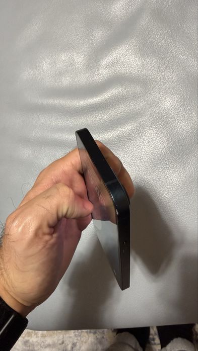 iPhone 13 128GB Black