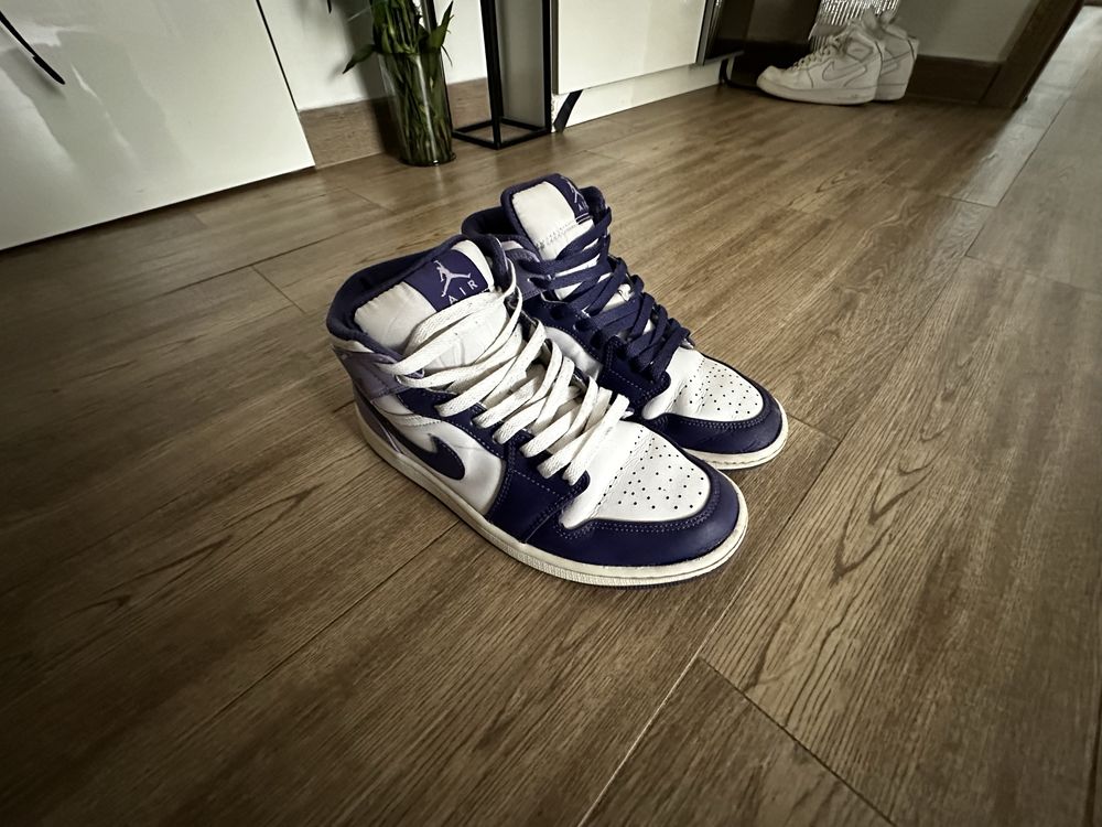 Air jordan 1 mid purple blueberry