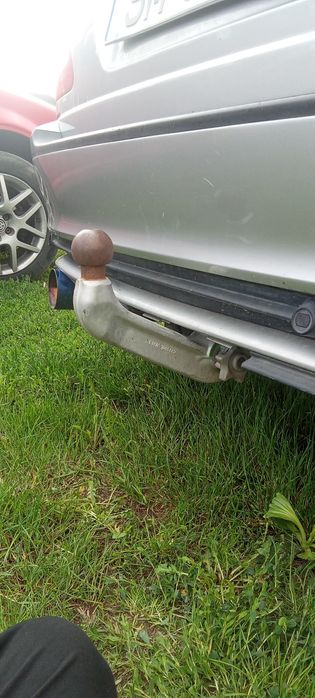Vând  sau schimb cârlig detașabil BMW e46