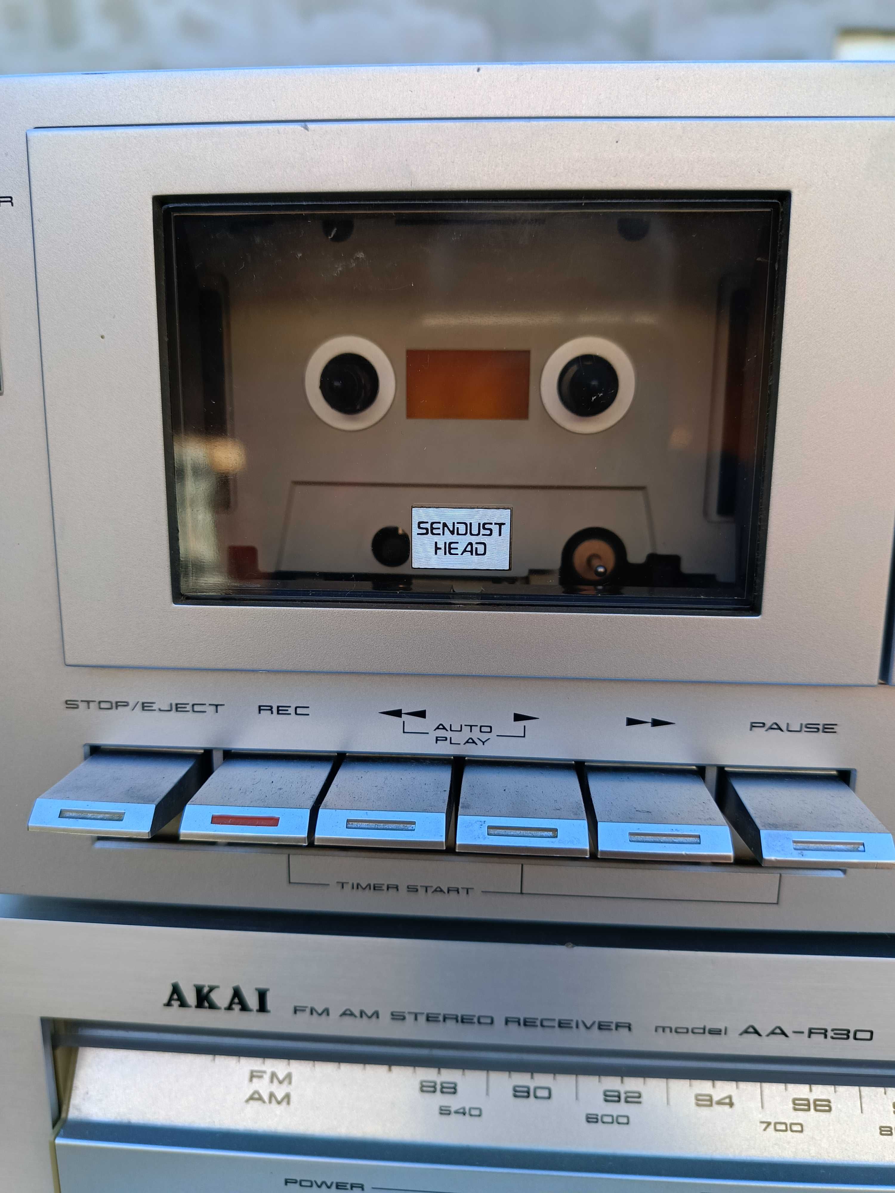 Усилвател и дек "AKAI"