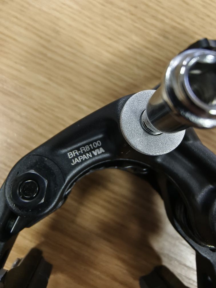 Комплект Шосейни Челюстни Спирачки: SHIMANO ULTEGRA BR-R8000/BR-R8100