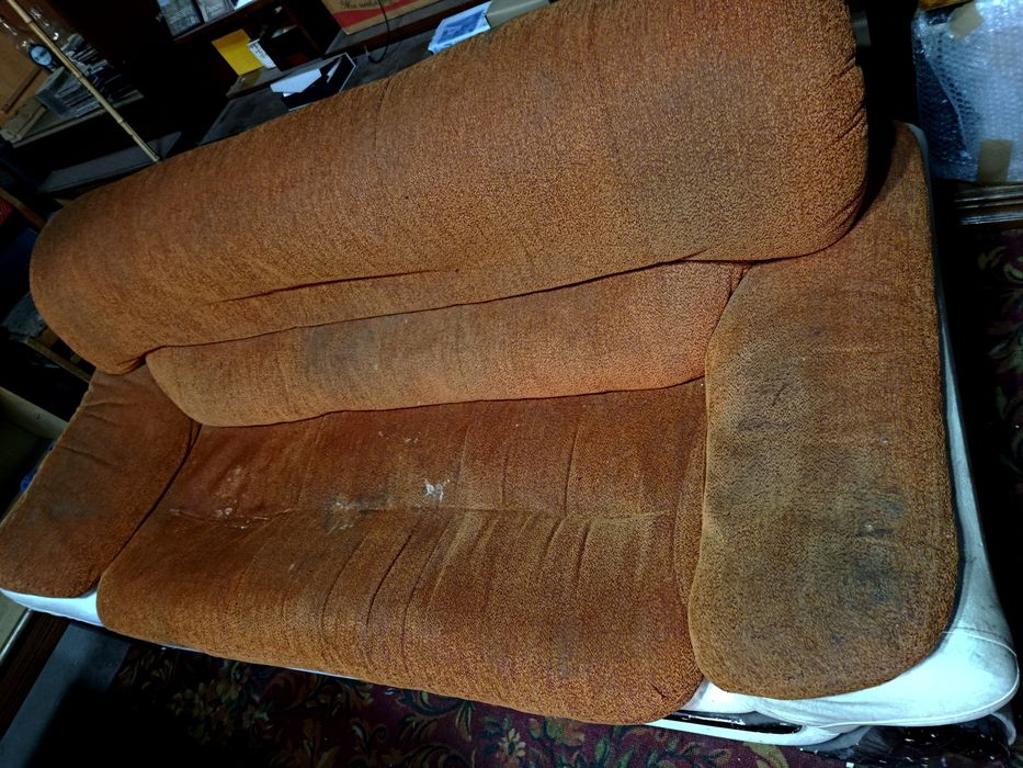 Два дивана  для дома