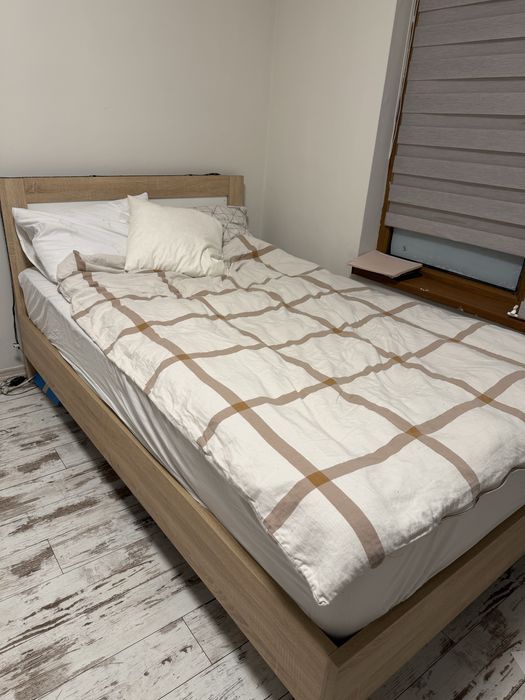 Легло 140/200 с подматрачна рамка и матрак