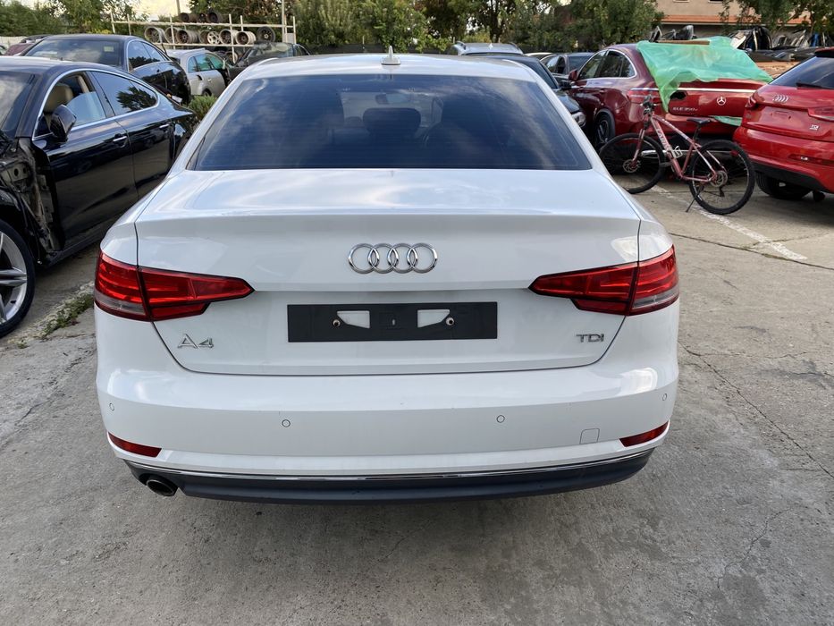 Aripă dreapta spate Audi A4 B9