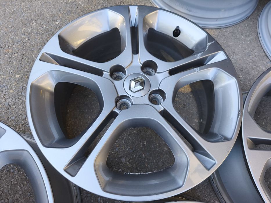 16" оригинални алуминиеви джанти за Renault/Nissan/Dacia.
