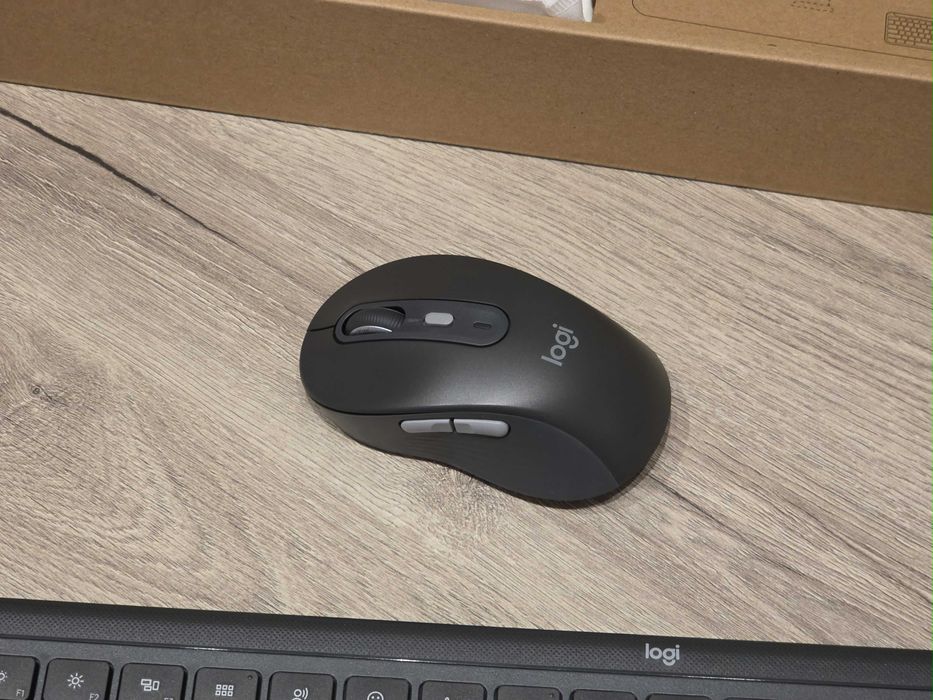 Logitech Signature SLIM COMBO MK950 FOR BUSINESS