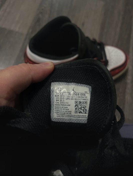Air Jordan 1 Mid