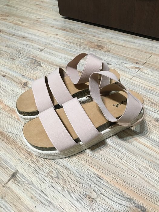 Sandale flatform Qupid