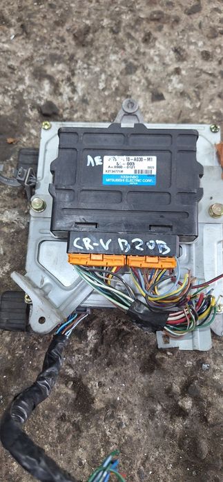 ЭБУ КОМПЬЮТЕР Хонда ЦР-В Honda CR-V RD1 В20 левый руль Америка