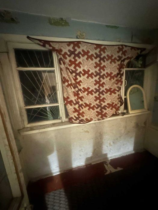 СРОЧНО !! Продается квартира в Яшнабаде 1/1/4 ( 32 кв/м ) Узбум