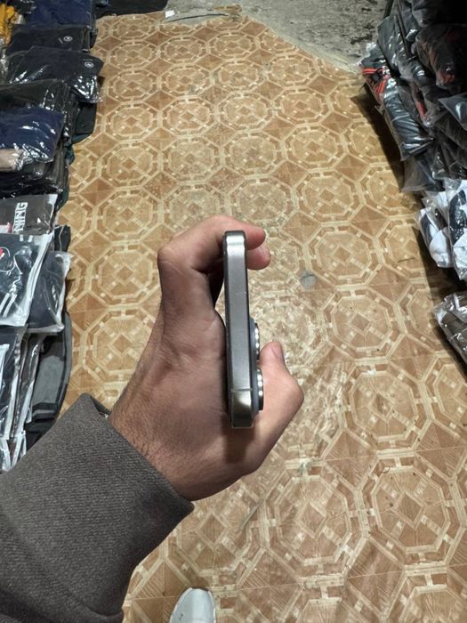 Iphone 15 pro max ideal kar dok