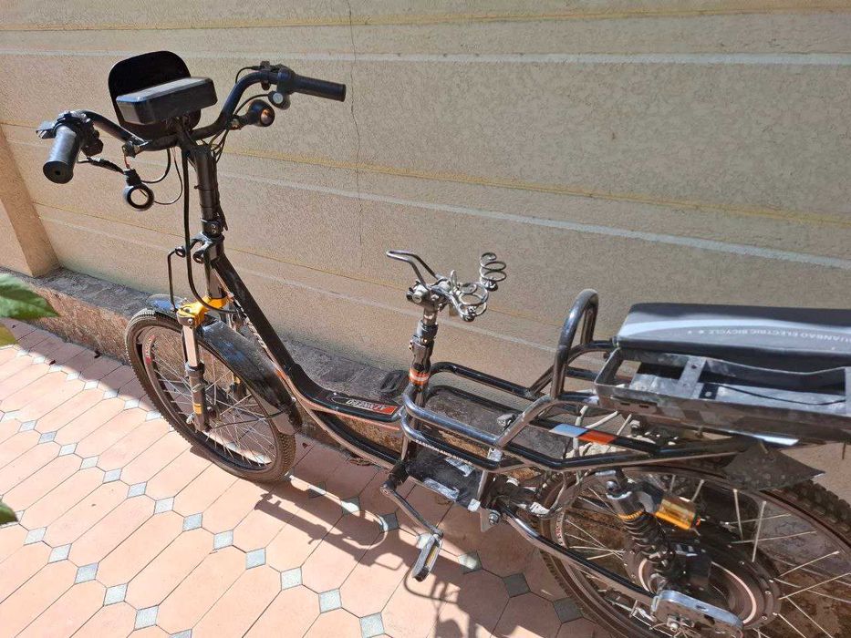 Skuter srochni sotiladi (kelishtirib beraman)