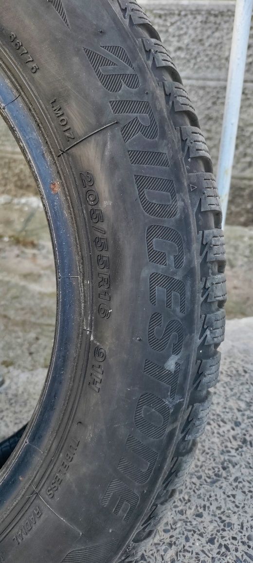 Bridgestone 205/55/16 - 4 бр.