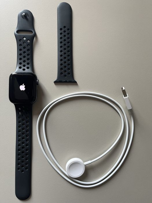 Apple watch SE Nike 2020