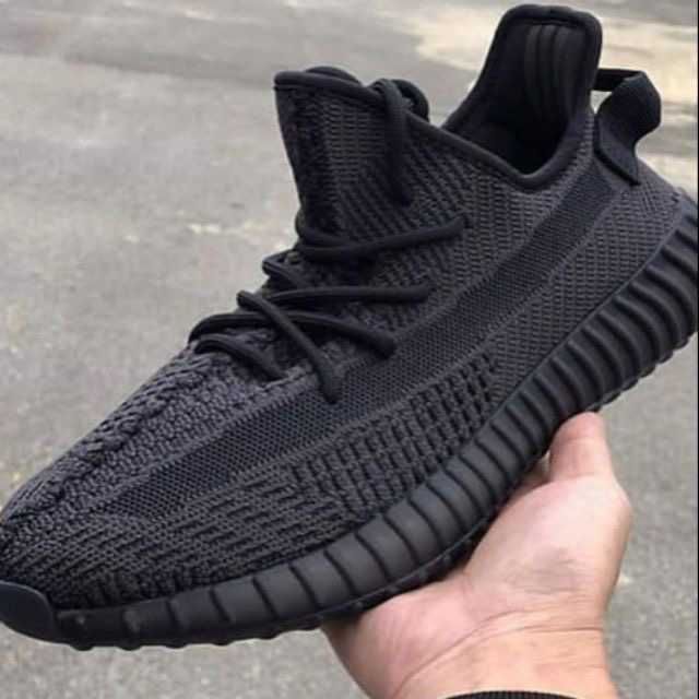 Кроссовки adidas YEEZY