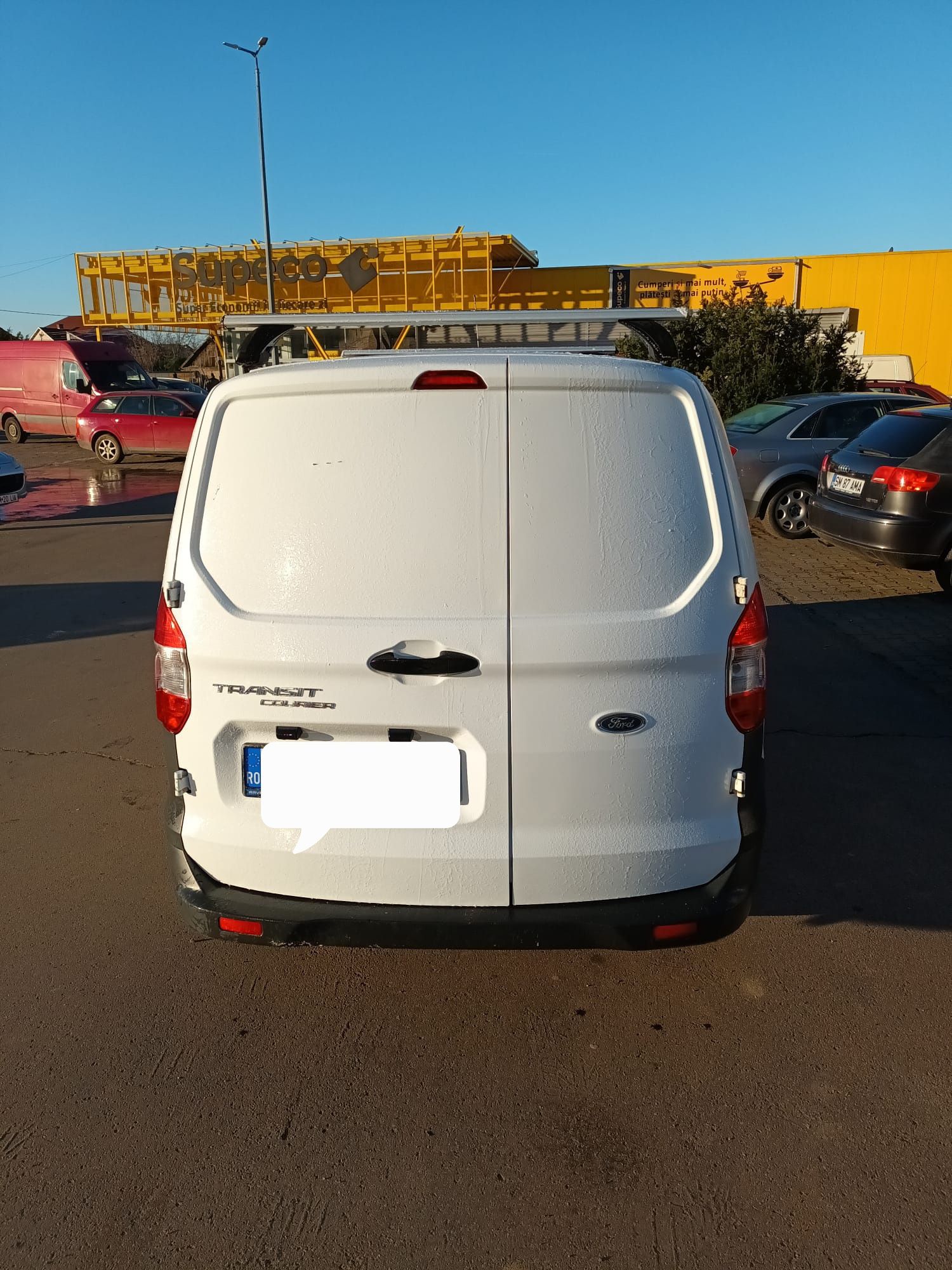 Ford tranzit courier