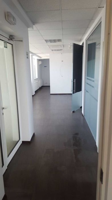 Proprietar-inchiriez  spatiu comercial P+3E,  zona centrala