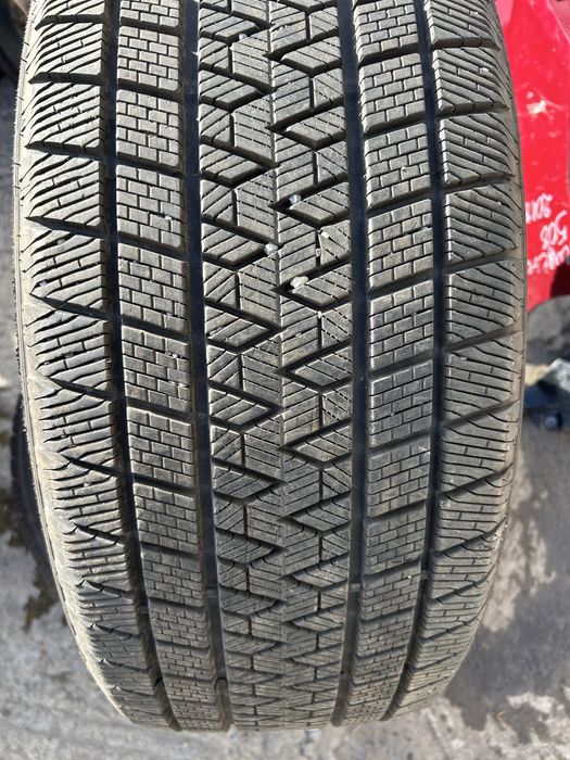 Гуми 255 50 20 Gripmax