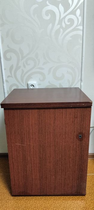 Швейная машинка "Чайка-142"