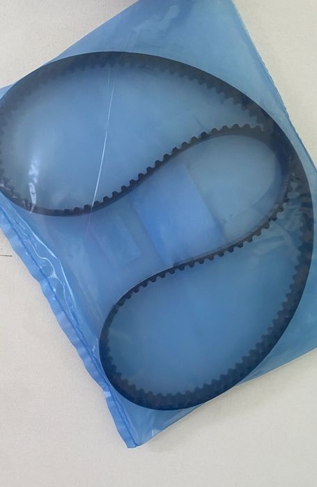 Продам ГРМ новый на ваз 4000