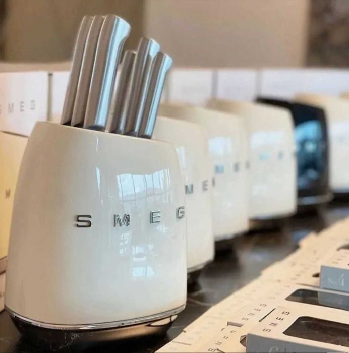 Smeg нож набор 980 000