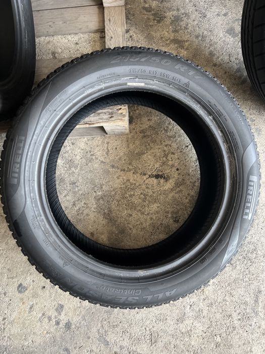 2 anvelope M+S 215/50/17 Pirelli 7 mm 2023!