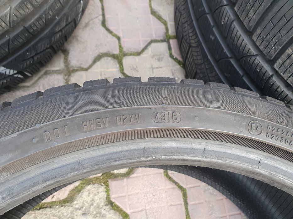 255 35 20,2buc iarna CONTINENTAL,ContiWinterContact,TS830,6mm