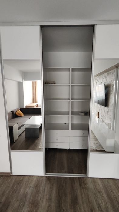 Inchiriez apartament 2 camere, centru, zona 0, langa Ramada