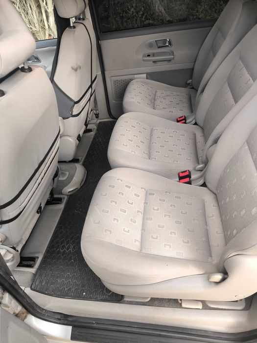 Vw Sharan 7 locuri