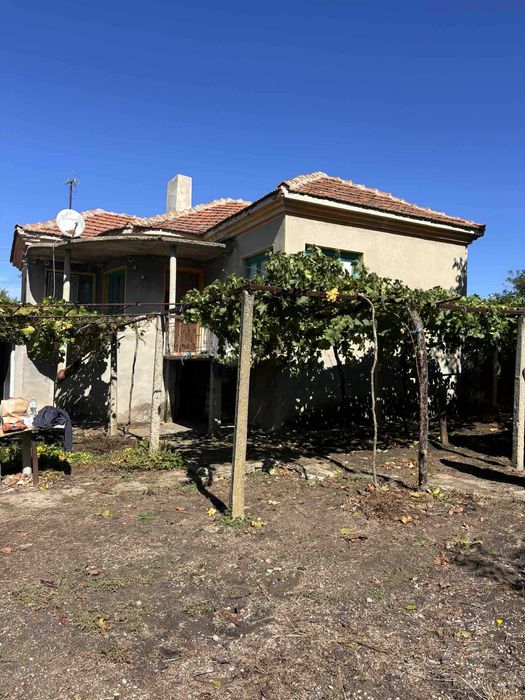 Едноетажна къща село Бояново