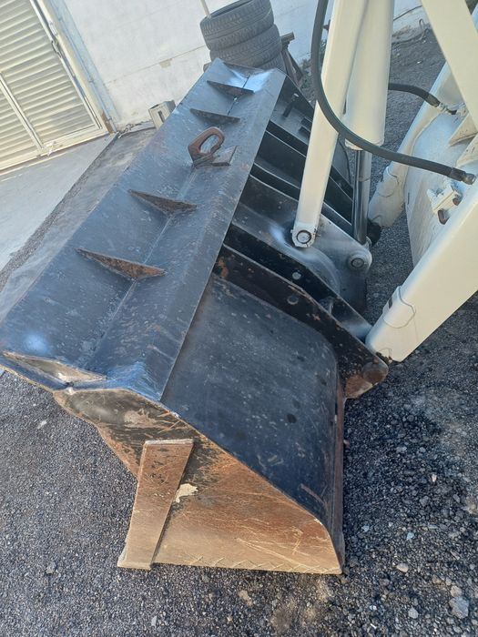 Vand cupa Buldoexcavator  Terex
