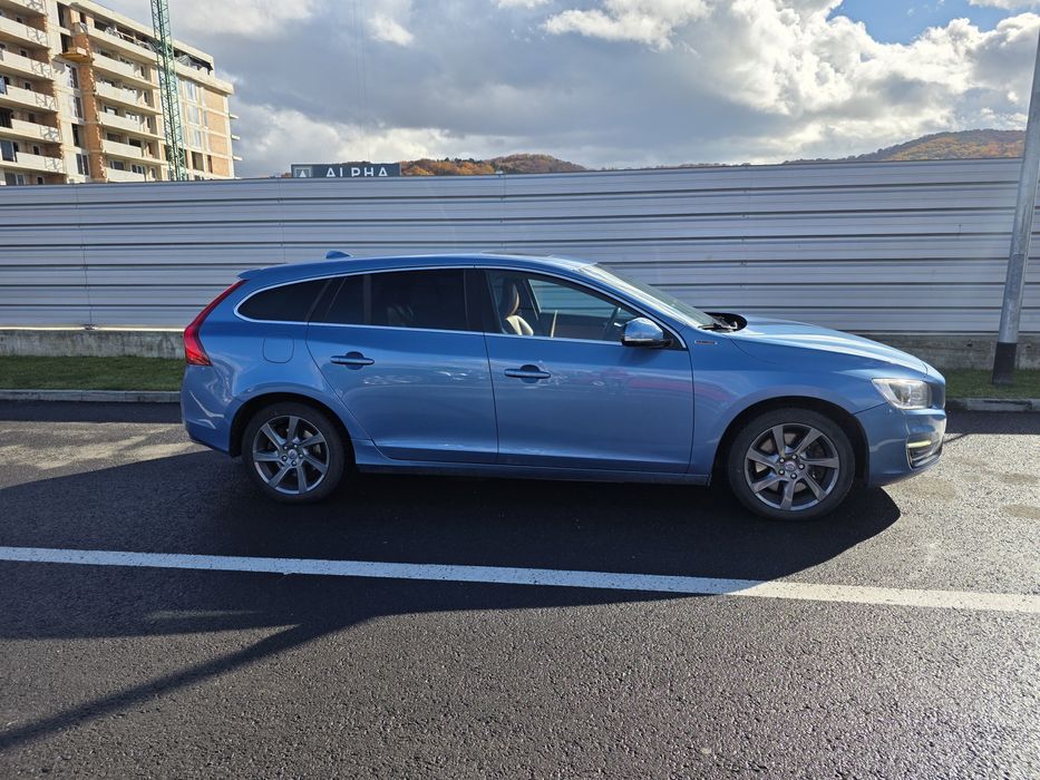 Volvo V60 hibrid 2013