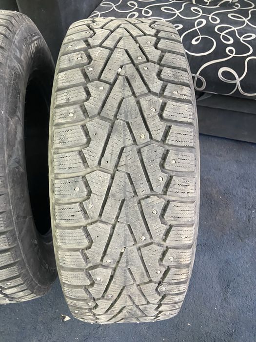 Pirelli 235/65/17