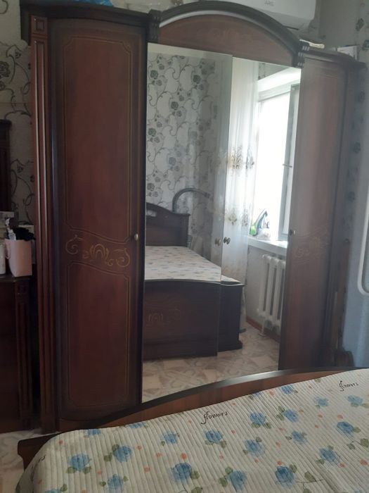 Спальный гарнитур