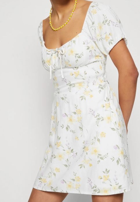 Бяла риза дантела