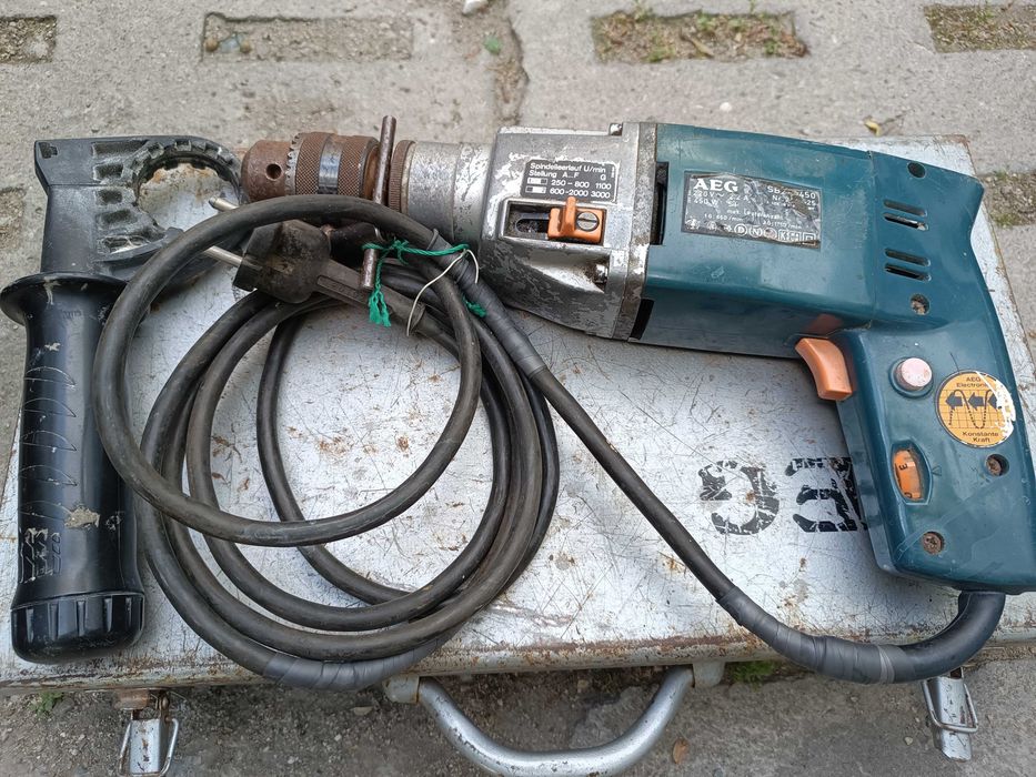 Бормашина(дрелка) AEG