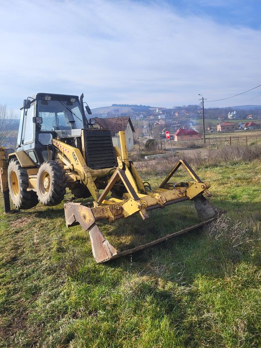Dezmembrez buldoexcavator caterpilar 428 B